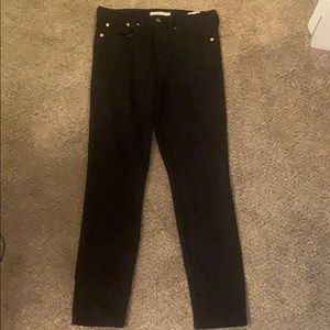 Levi black wedgie jeans